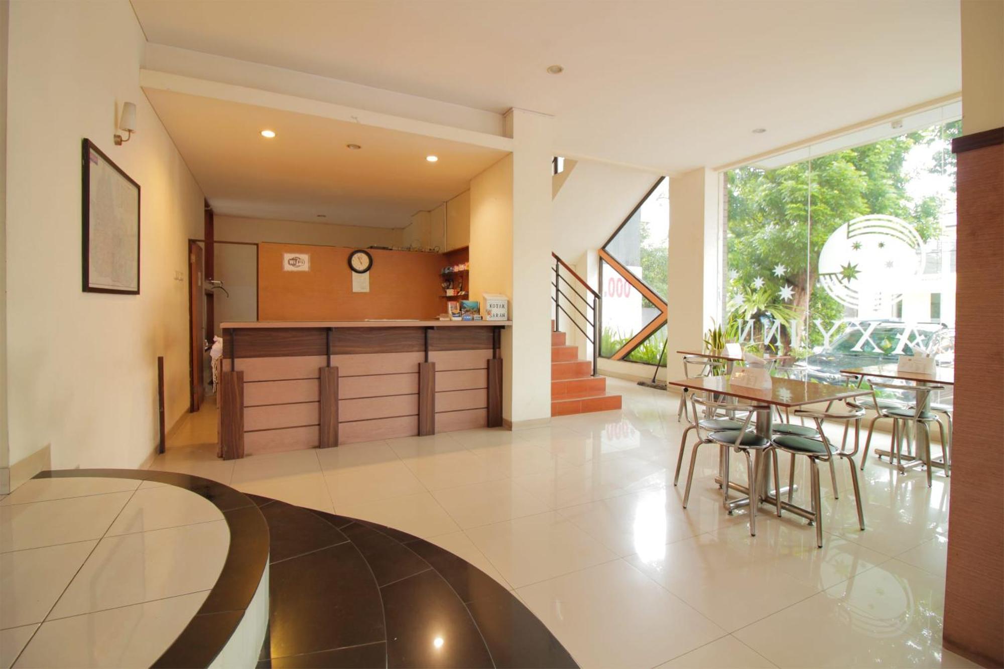 Capital O Galaxy Inn Bandung Exterior photo