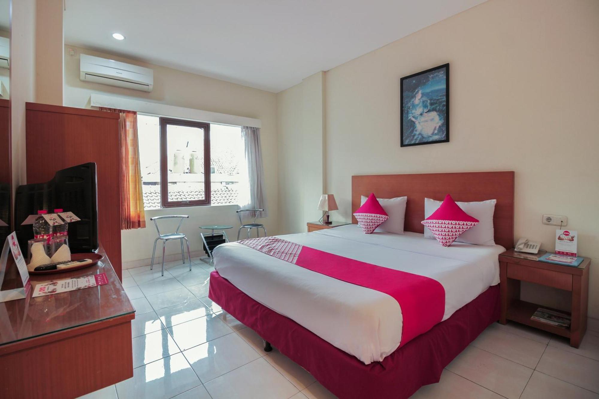 Capital O Galaxy Inn Bandung Exterior photo