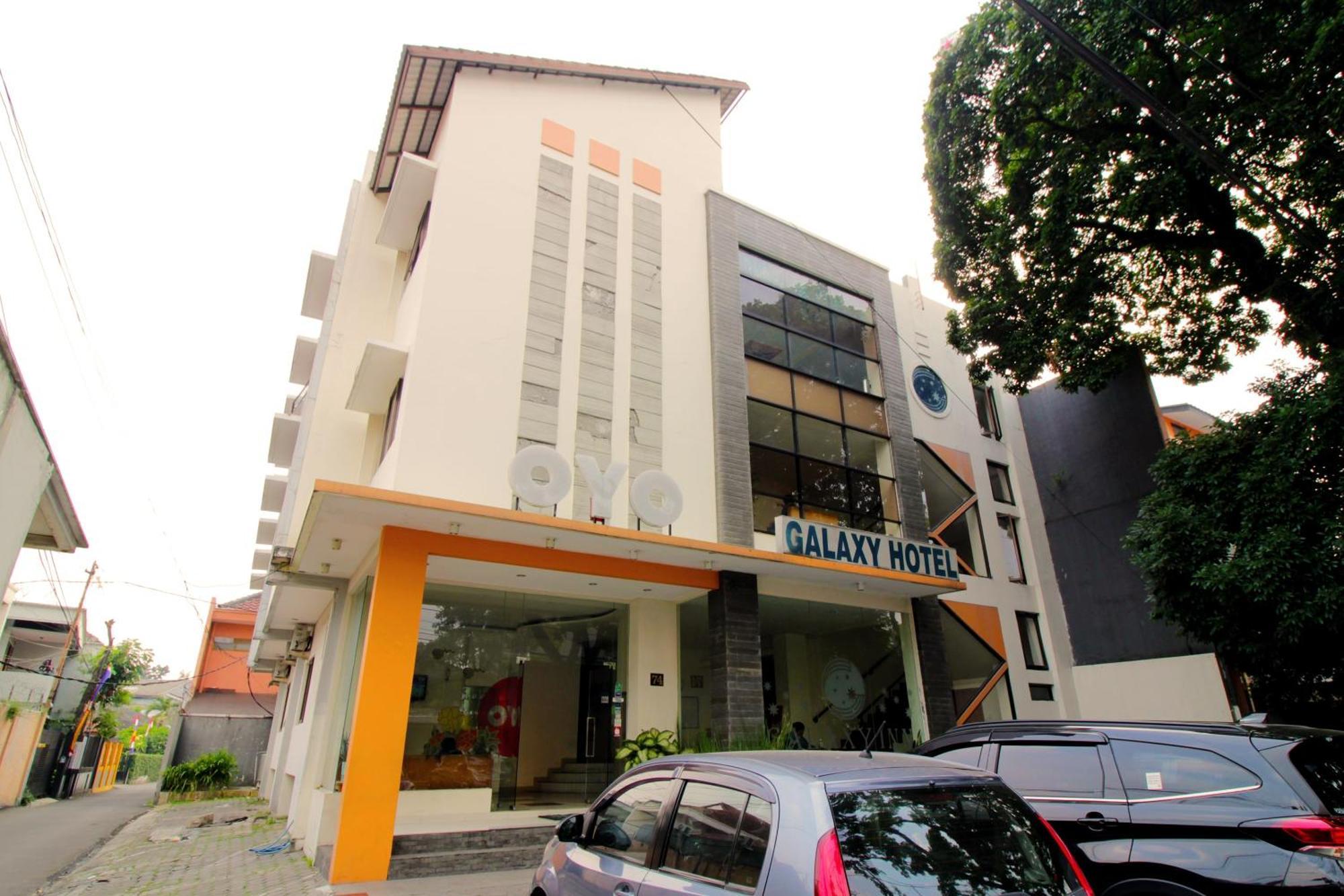 Capital O Galaxy Inn Bandung Exterior photo